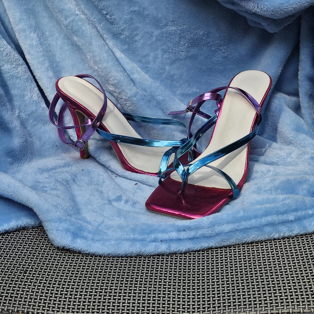 Source Unknown Pink and Blue Strappy Heels